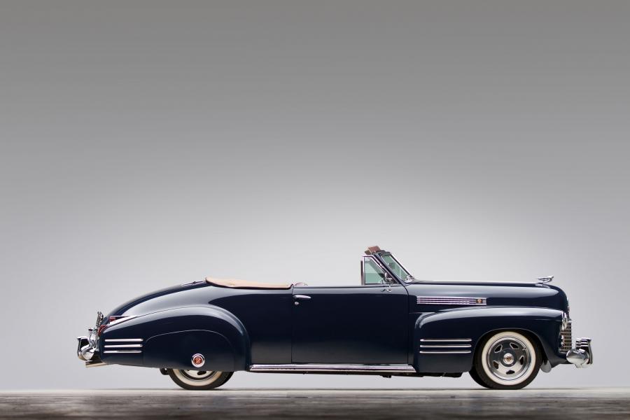  Cadillac Series 62 Custom Convertible Coupe 1941 года  (фото 20 из 23)